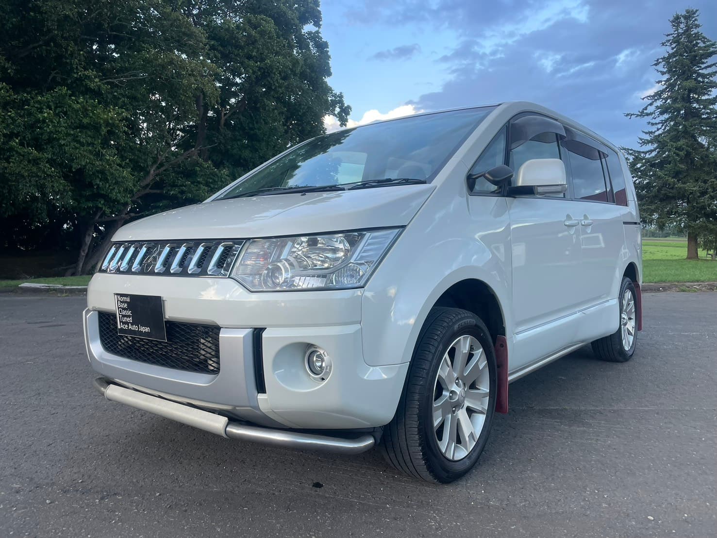 Mitsubishi Delica D5
