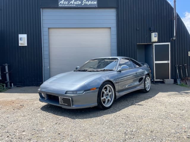 TOYOTA MR-2